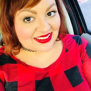 Meet your Posher, Monica